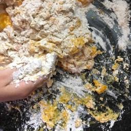Cómo hacer masa para ravioles con harina de trigo y huevo fresco