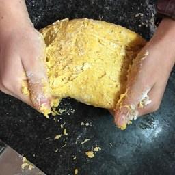 La pasta para ravioles debe quedar completamente homogénea