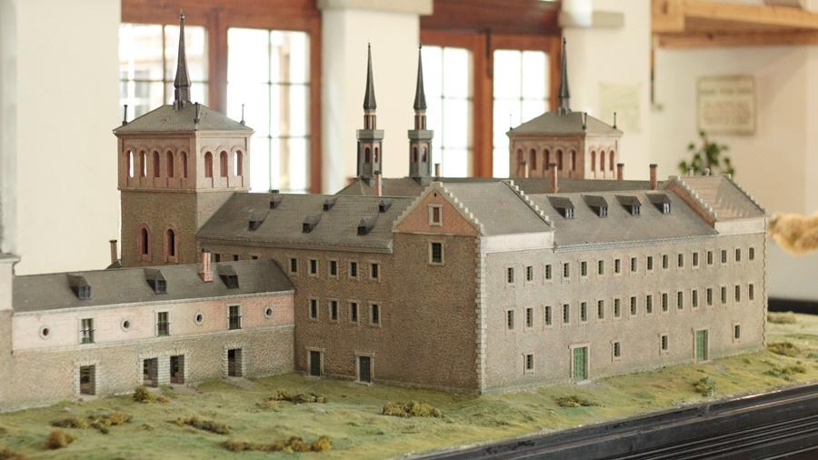 Cuentacuentos CENEAM - centro Valsain Maqueta