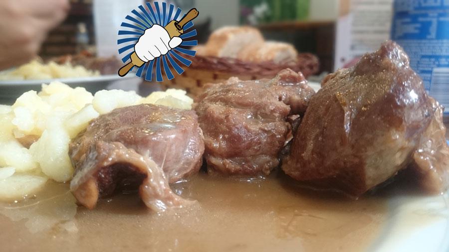 carrilleras-jugosas-al-vino-tinto