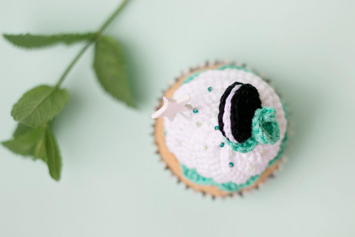 Crocet cupcake oreo & mint, see on "I am a Mess Blog"