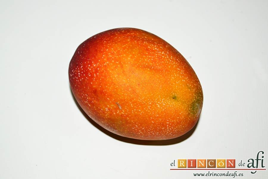 Ensalada con vegetales, pollo, bacon y queso, elegir una manga que esté en su punto