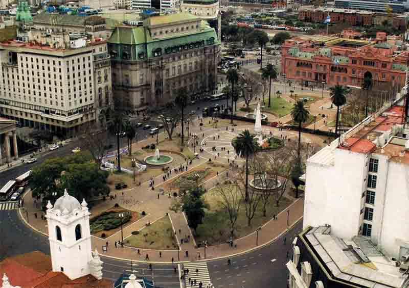 Centro Histórico de Buens Aires, Plaza de Mayo