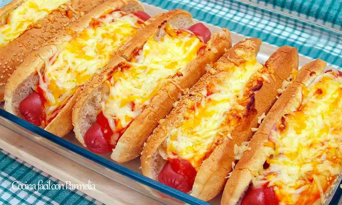 Perritos calientes (Hot Dogs) con queso