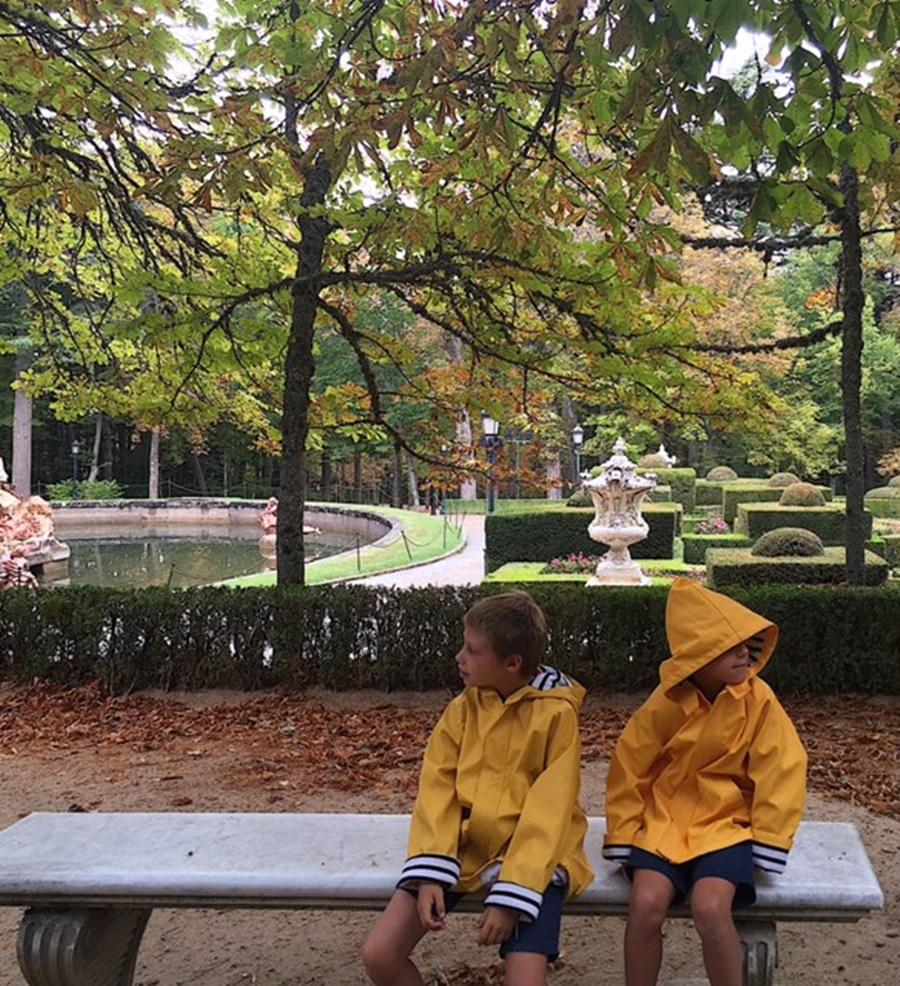 LMAL5-PASEO BAJO LA LLUVIA 4