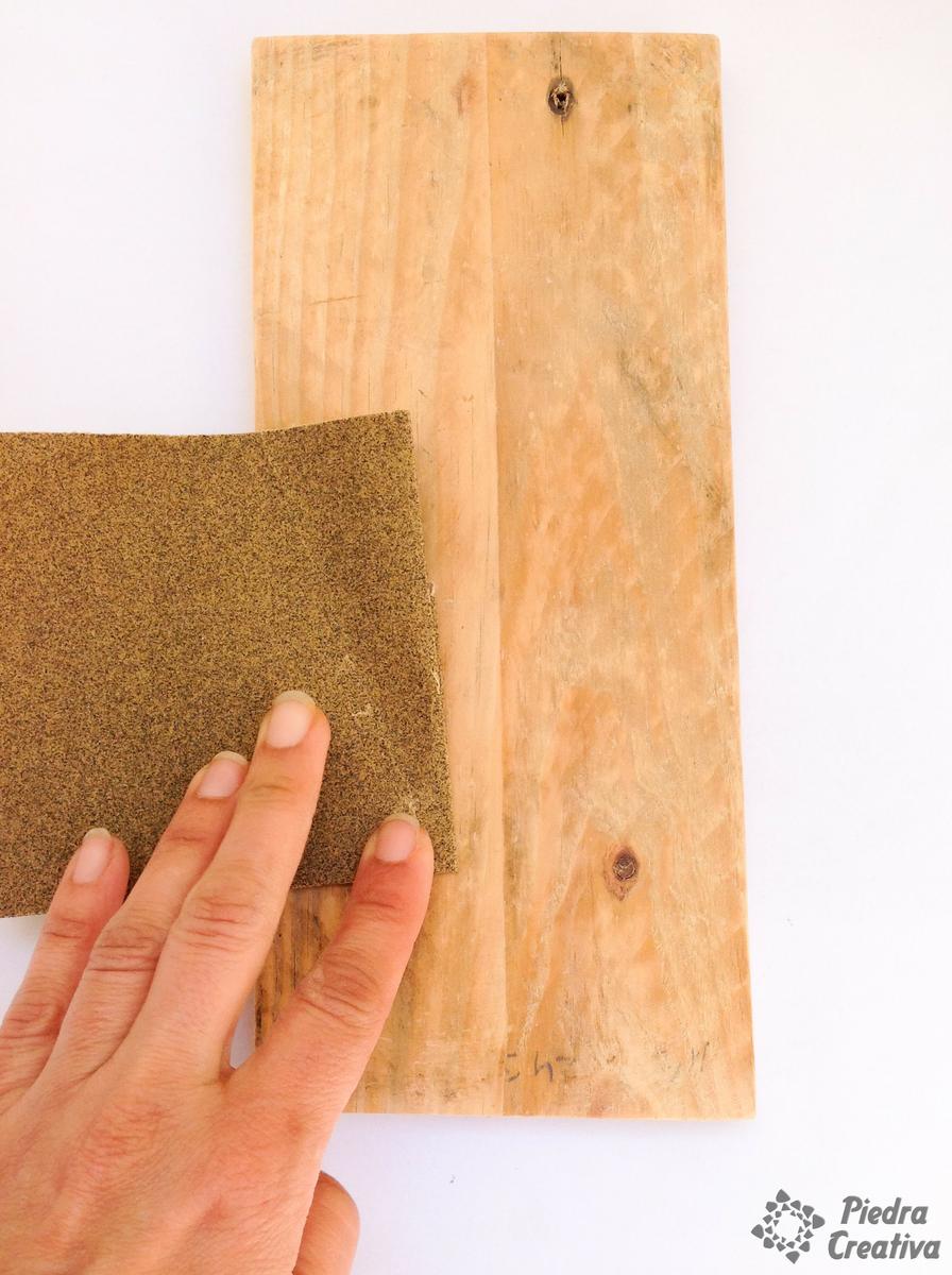Lijando la madera para estas manualidades
