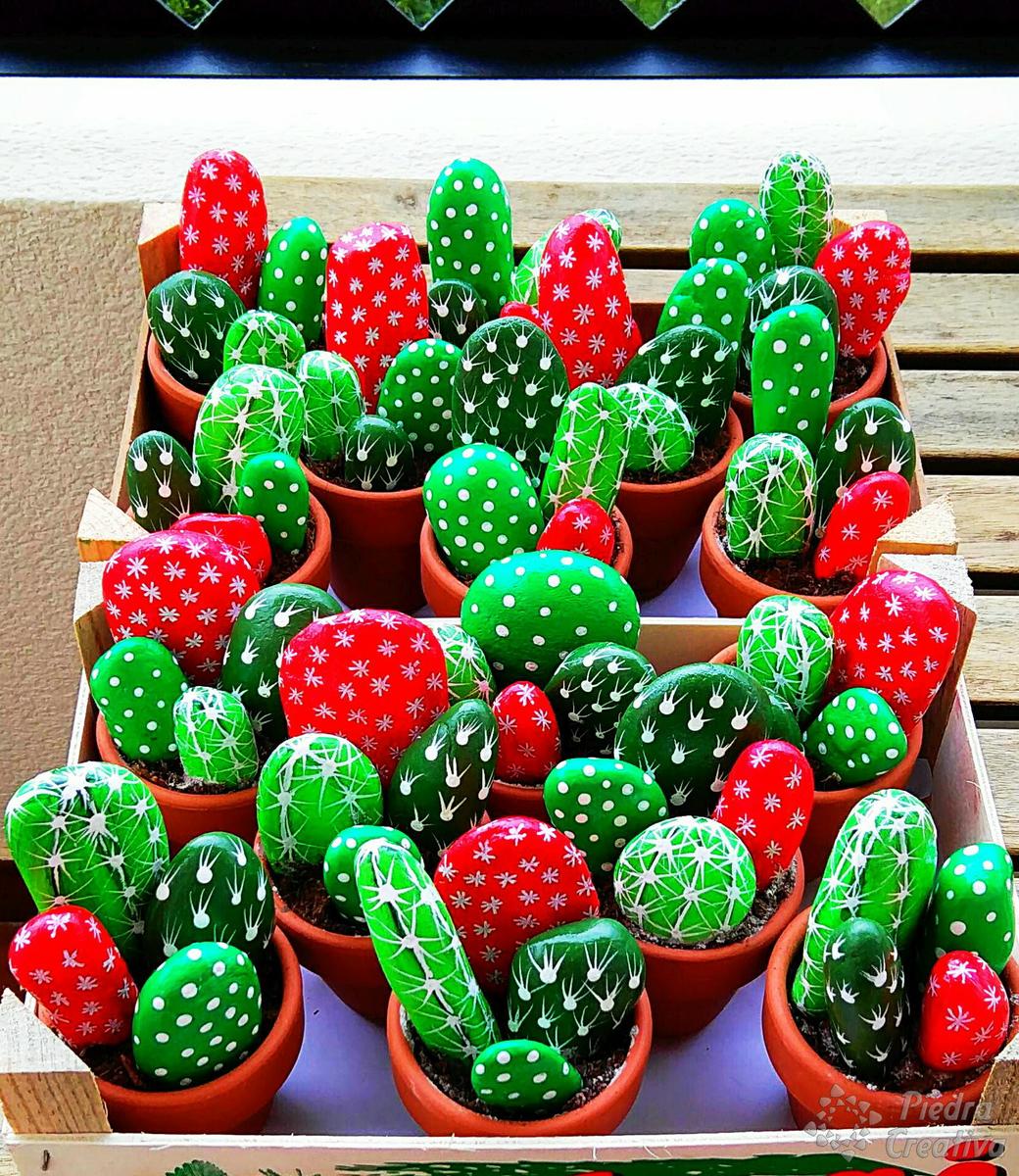 Cactus hechos con piedras