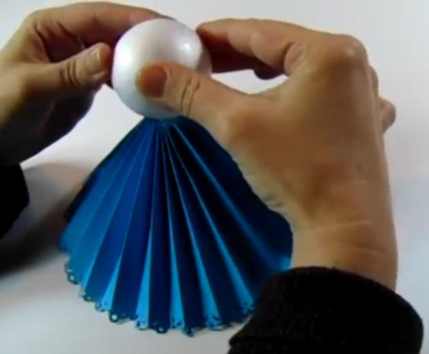 paso 11 para elaborar un angel de navidad