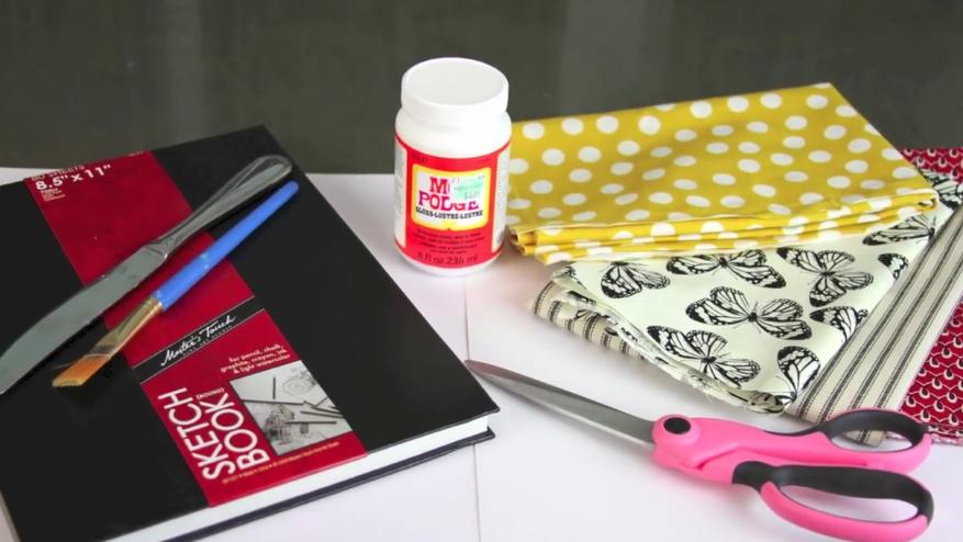 Materiales para forro de libro de dibujo