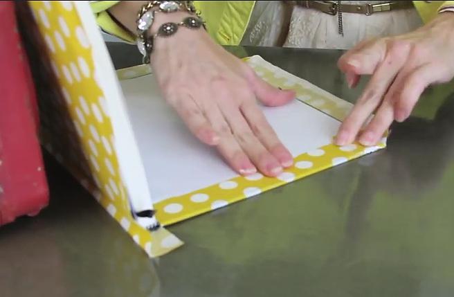 Paso 7 para forro de libro de dibujo