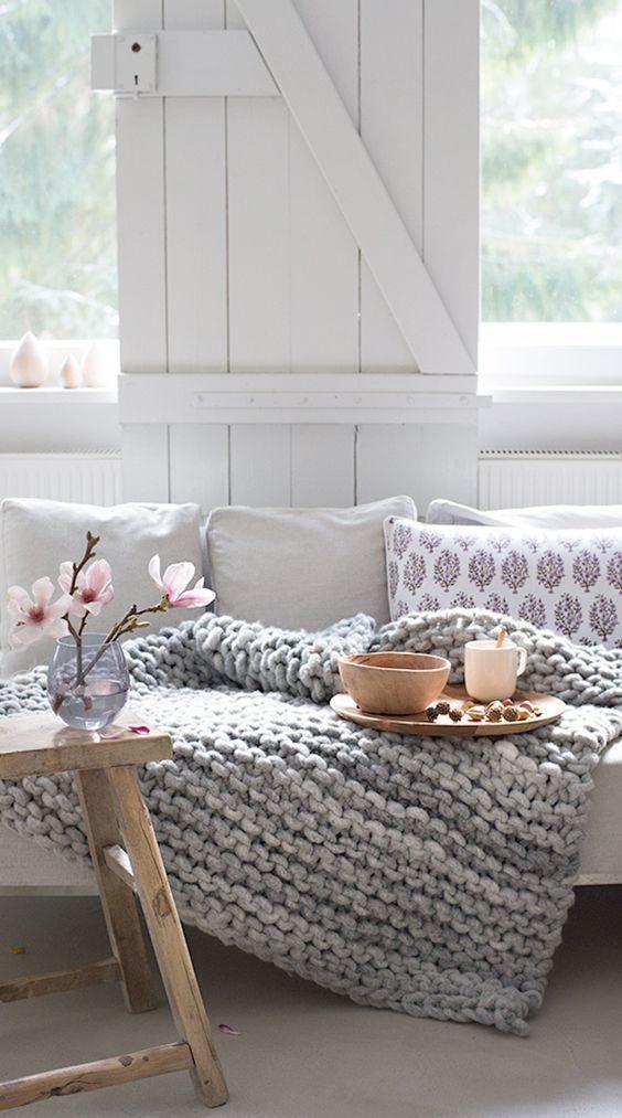 Decorar_con_mantas_de_punto_grueso_XXL_tendencias_ideas-10