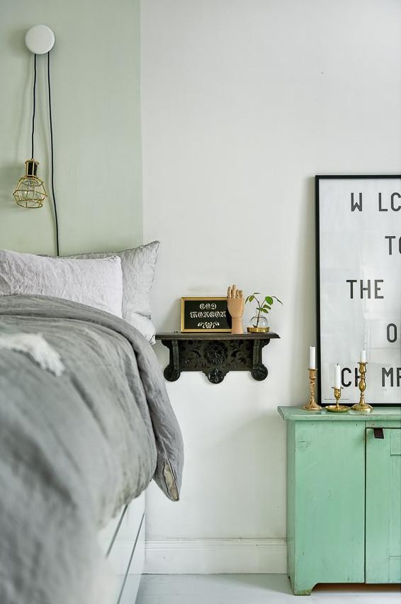 Decorar_con_muebles_antiguos_para_aportar_carácter_a_la_decoración_detalles-decorativos-dormitorio-12