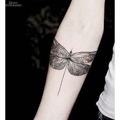 tattoo libelulas 6 - Tatuajes de libélulas significados y diseños para mujeres y hombres