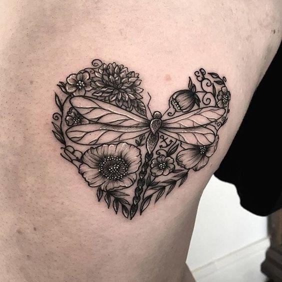 tatuajes de libelulas para hombres 6 - Tatuajes de libélulas significados y diseños para mujeres y hombres