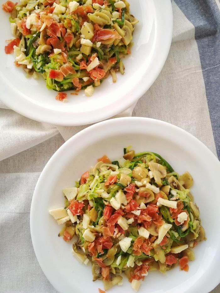 espaguetis de calabacín con champiñones | ideas de espaguetis de calabacín