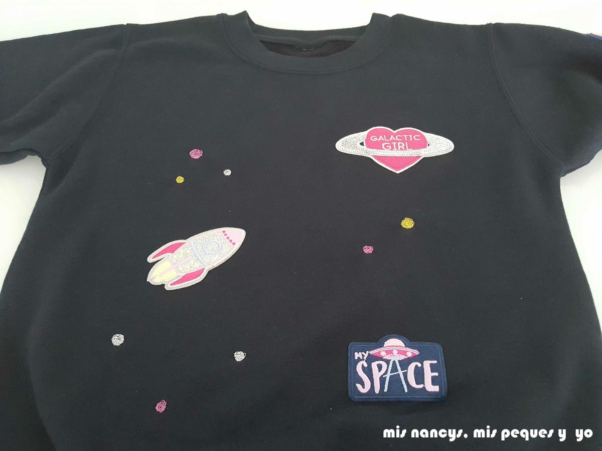 mis nancys, mis peques y yo, tutorial aplique en sudadera "en el espacio", bordar con punto cadeneta planetas