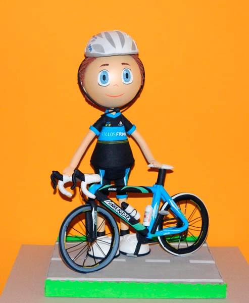 muñeca fofucha personalizada ideal para regalar en navidades