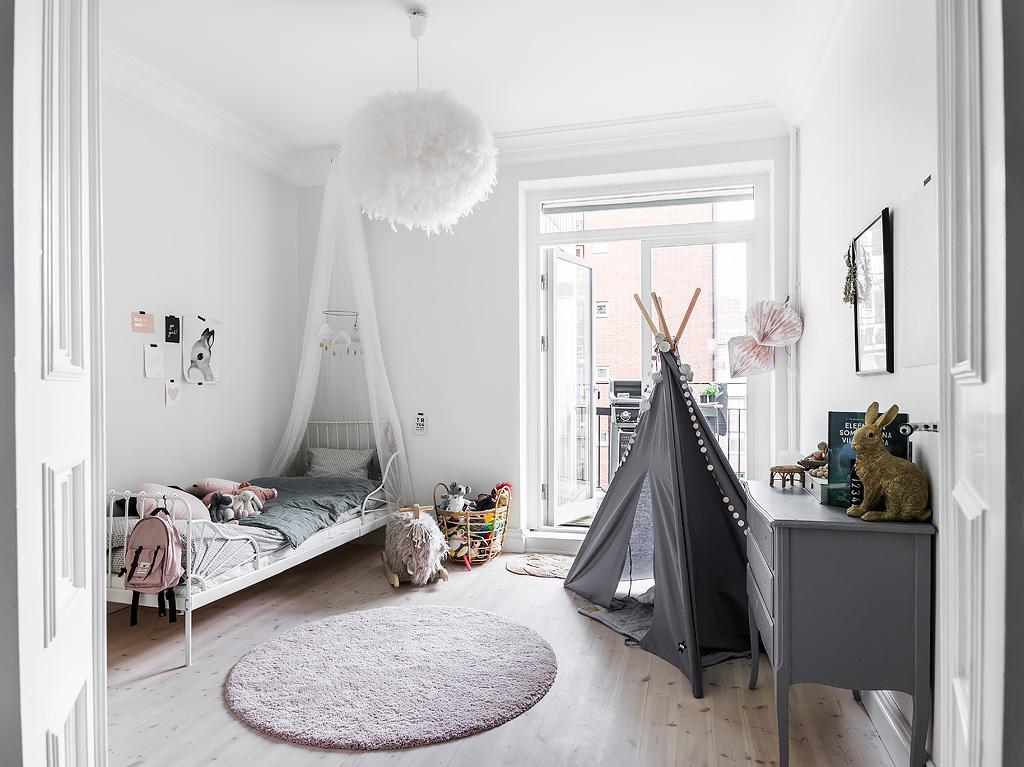 Trucos_infalibles_para_mezclar_estilos_decorativos_muebles-detalles-dormitorio-infantil-11