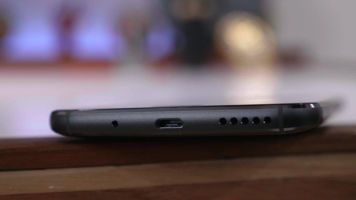 Motorola Moto G5s Plus USB