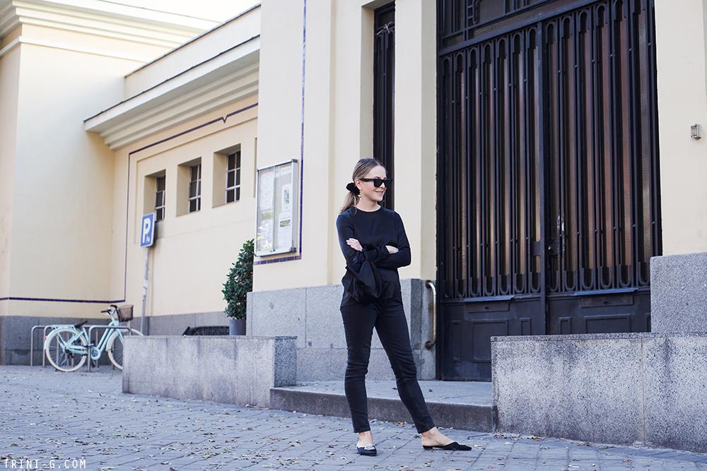 Trini | Balenciaga jeans Deitas top