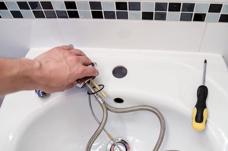 claves para elegir un profesional a la hora de reformar el baño
