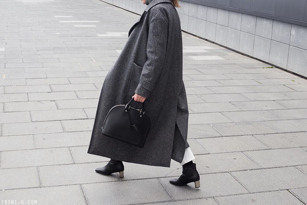 Trini | Max Mara grey coat The Row jeans