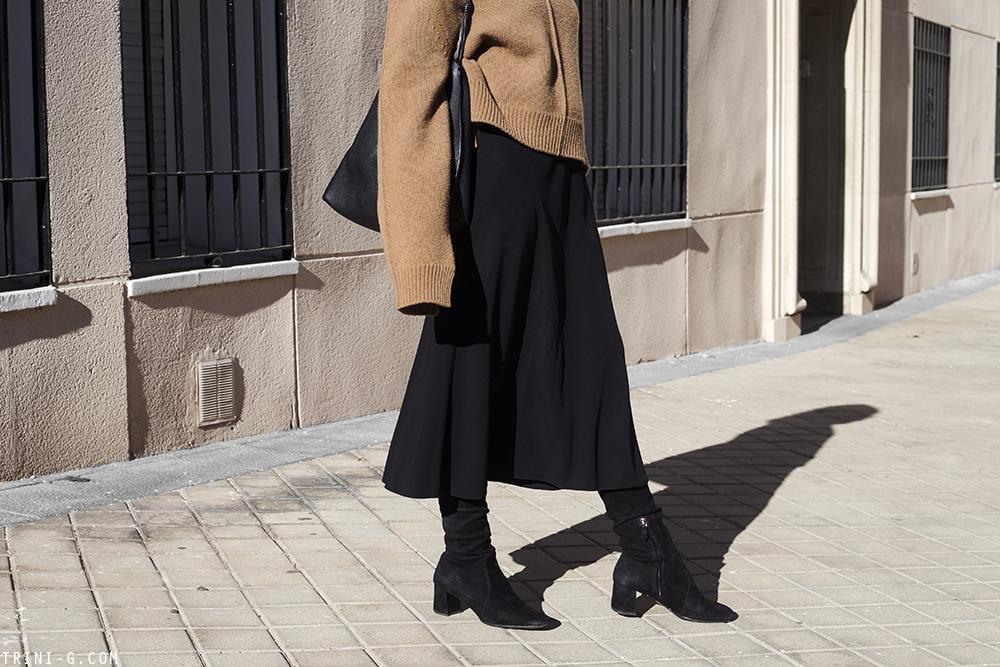 Trini | Céline knitwear The Row skirt