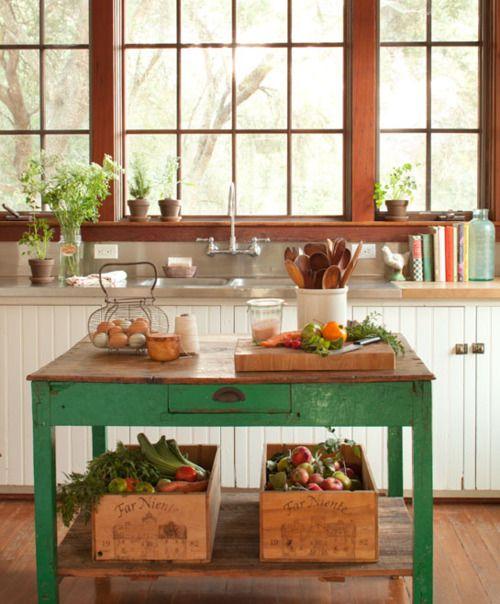 Cinco ideas para decorar con una mesa tocinera