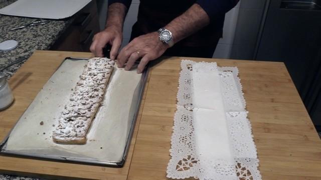 Trenza de hojaldre rellena de crema de chocolate