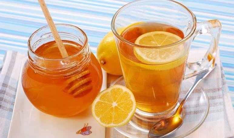 Miel con limón para los resfriados - Trucos de salud caseros