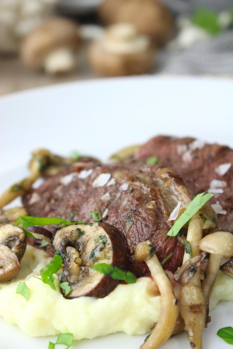 Presa ibérica con parmentier de patatas y setas