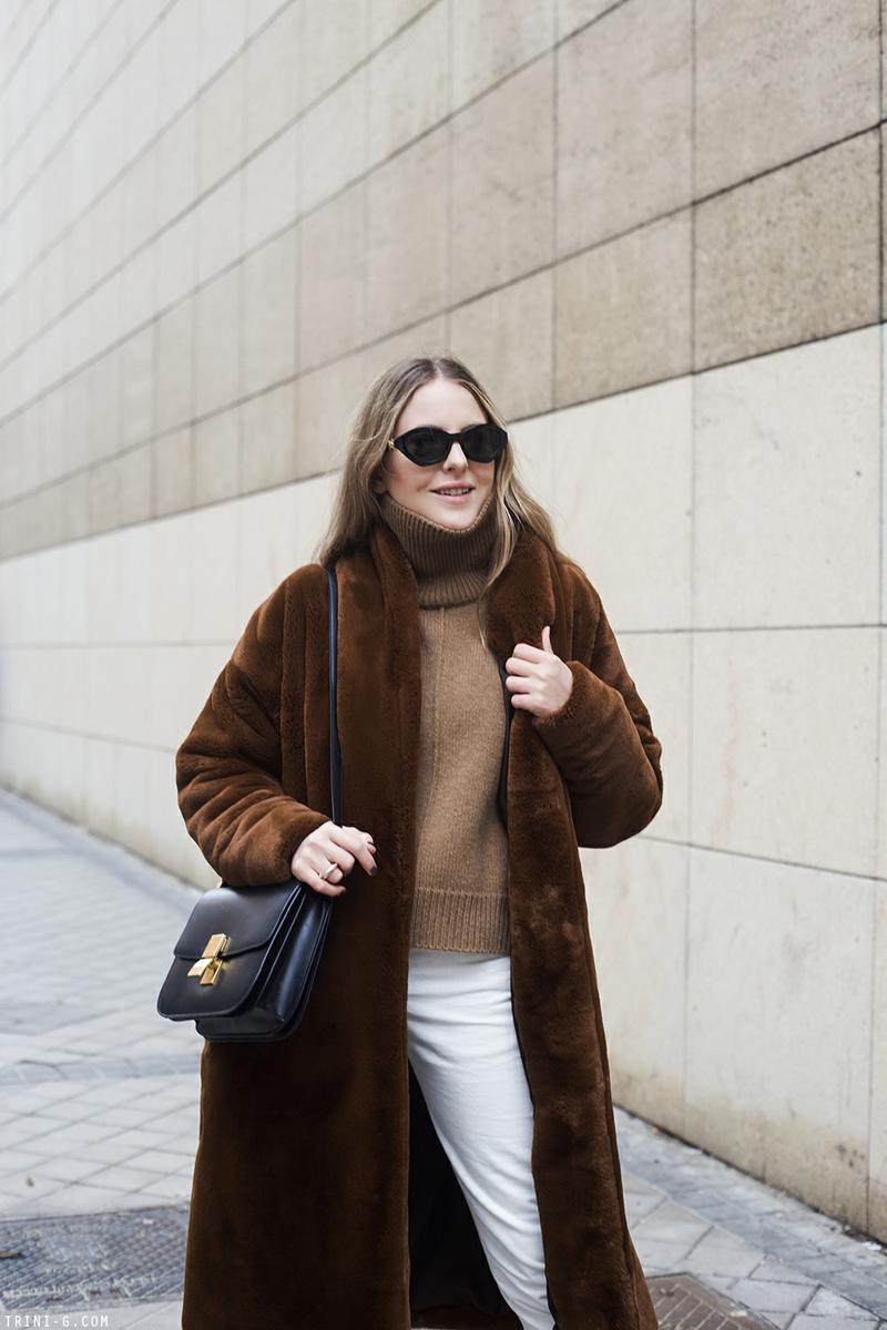 Trini | Toteme Chelsea faux fur coat Chanel flats