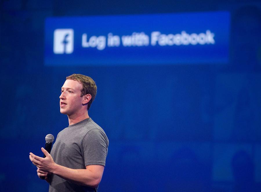 Al fin Mark Zuckerberg da la cara ante el escándalo mundial