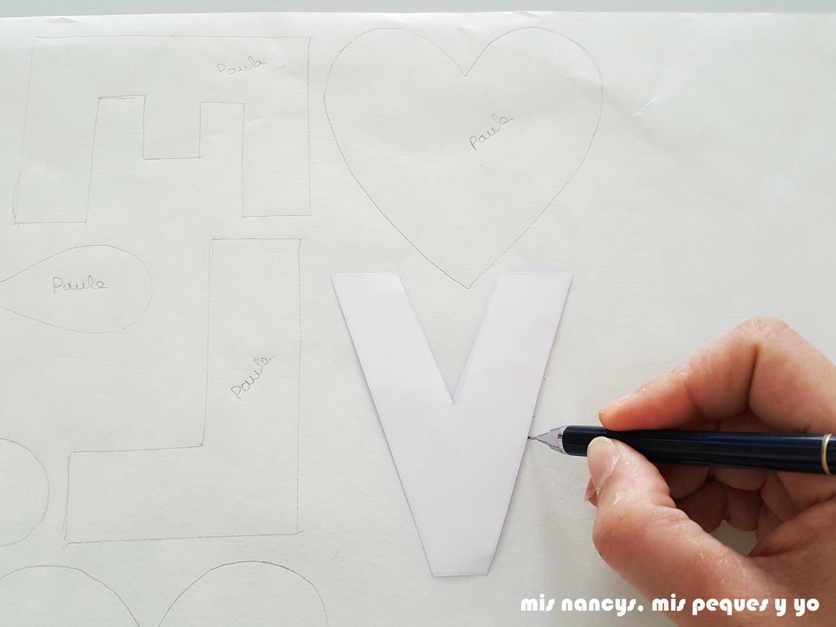 mis nancys, mis peques y yo, tutorial aplique en camiseta love, dibujar flixelina