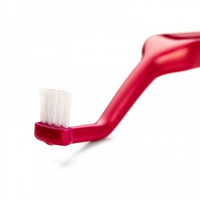 centro-dental-innova-clinica-dental-aviles-mejor-cepillo-de-dientes-para-implantes-dentales