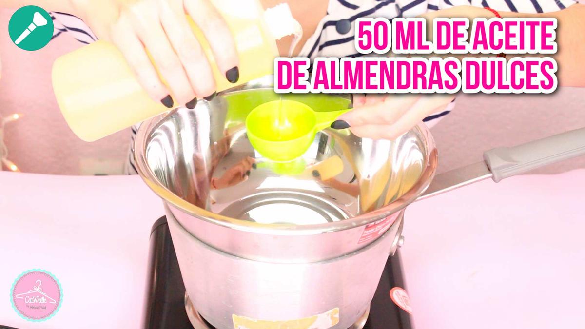 Aceite de almendras dulces para humectar la piel
