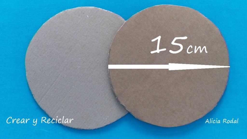 Mesa de comedor para muñecas con reciclaje DIY Crear y Reciclar