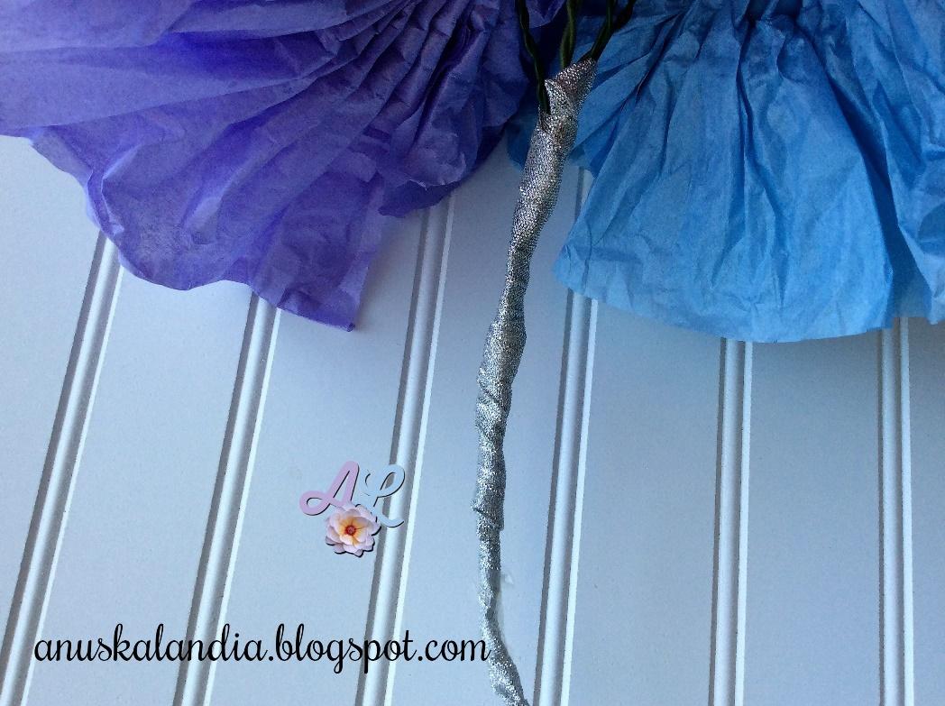 Cómo hacer Flores de Papel de Seda paso 11