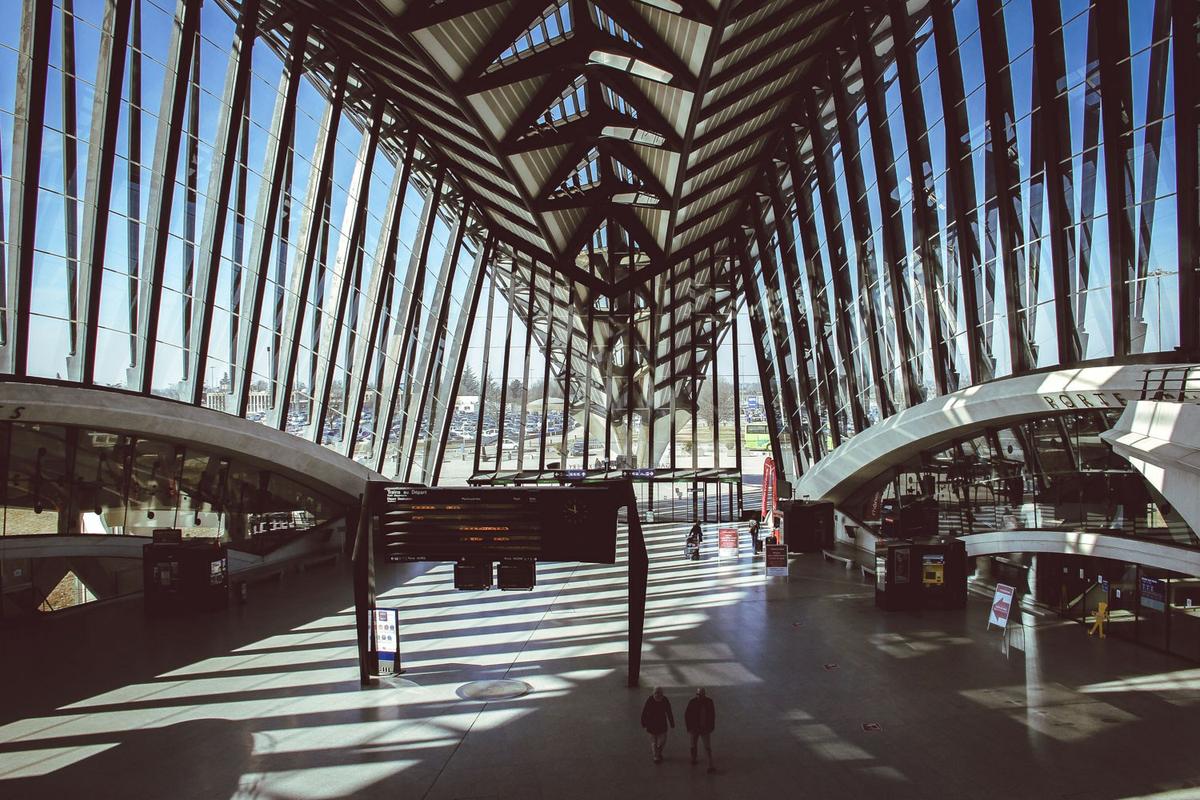 Estación de Lyon-Saint-Exupéry (Lyon)