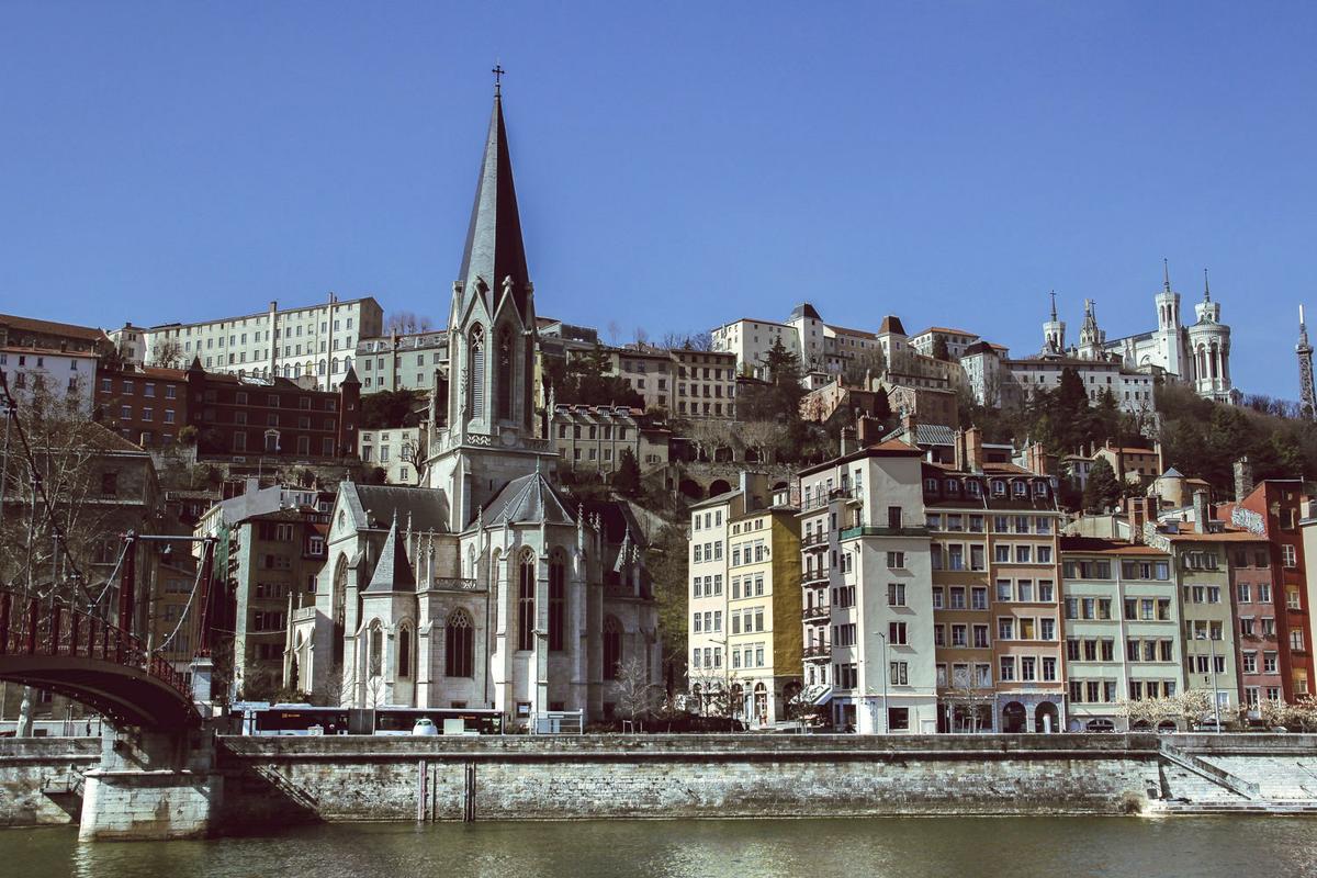 Iglesia de Saint Georges en el Ródano (Lyon)