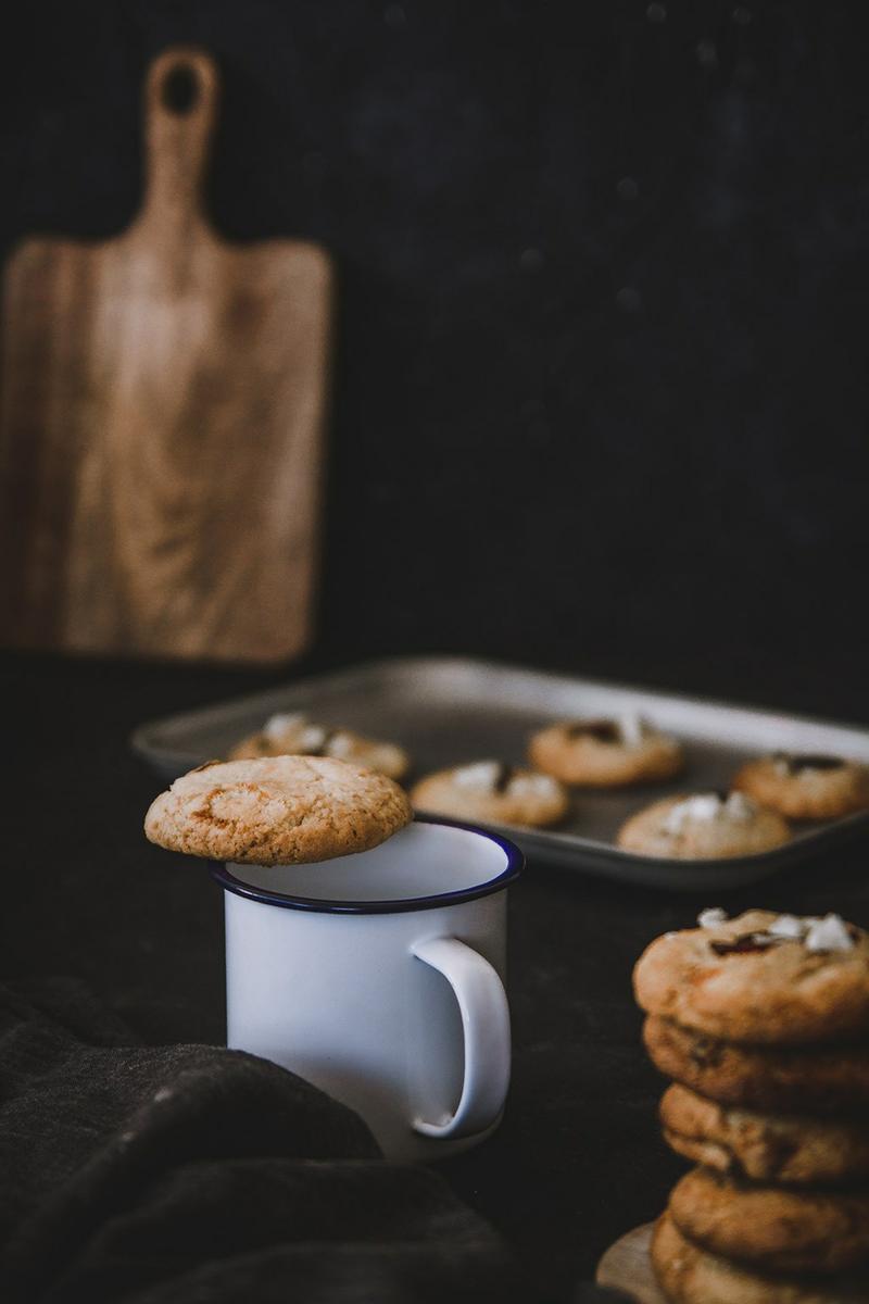 cookies de chocolate blanco y arandanos