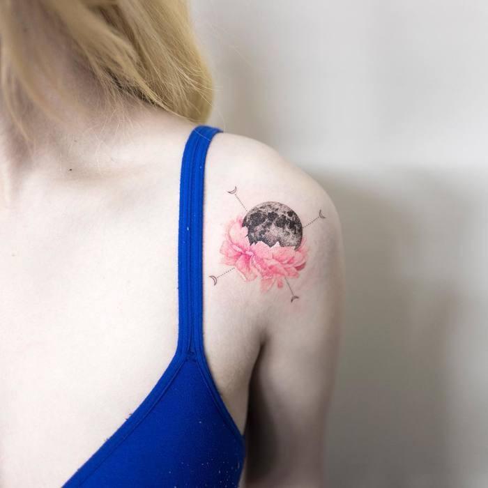 Tatuajes, Tatuadores y amantes de los tatuajes Tatuajes de lunas y flores Símbolos