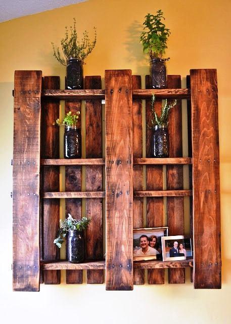 estante con pallet