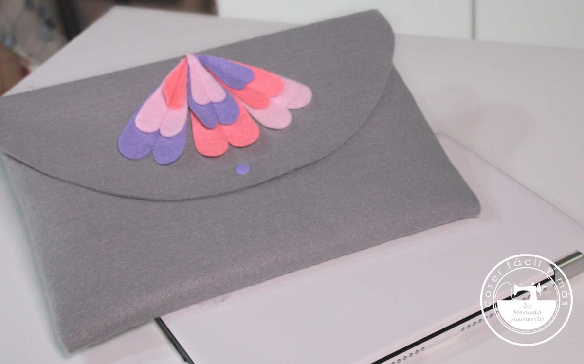 funda para tablet o portátil de fieltro menudo numerito