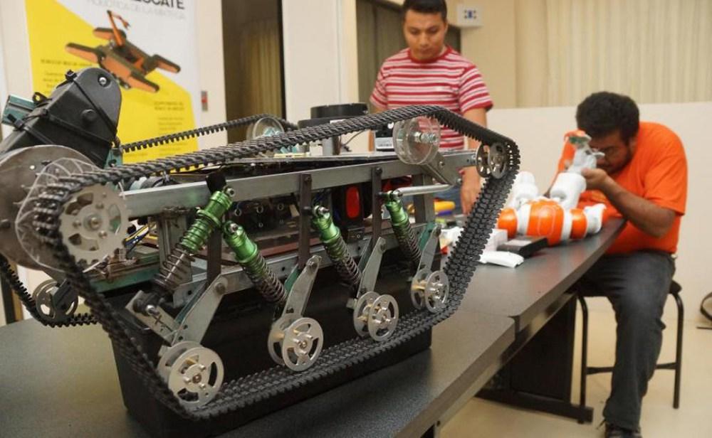 Universitarios oaxaqueños crean robot de rescate para sismos