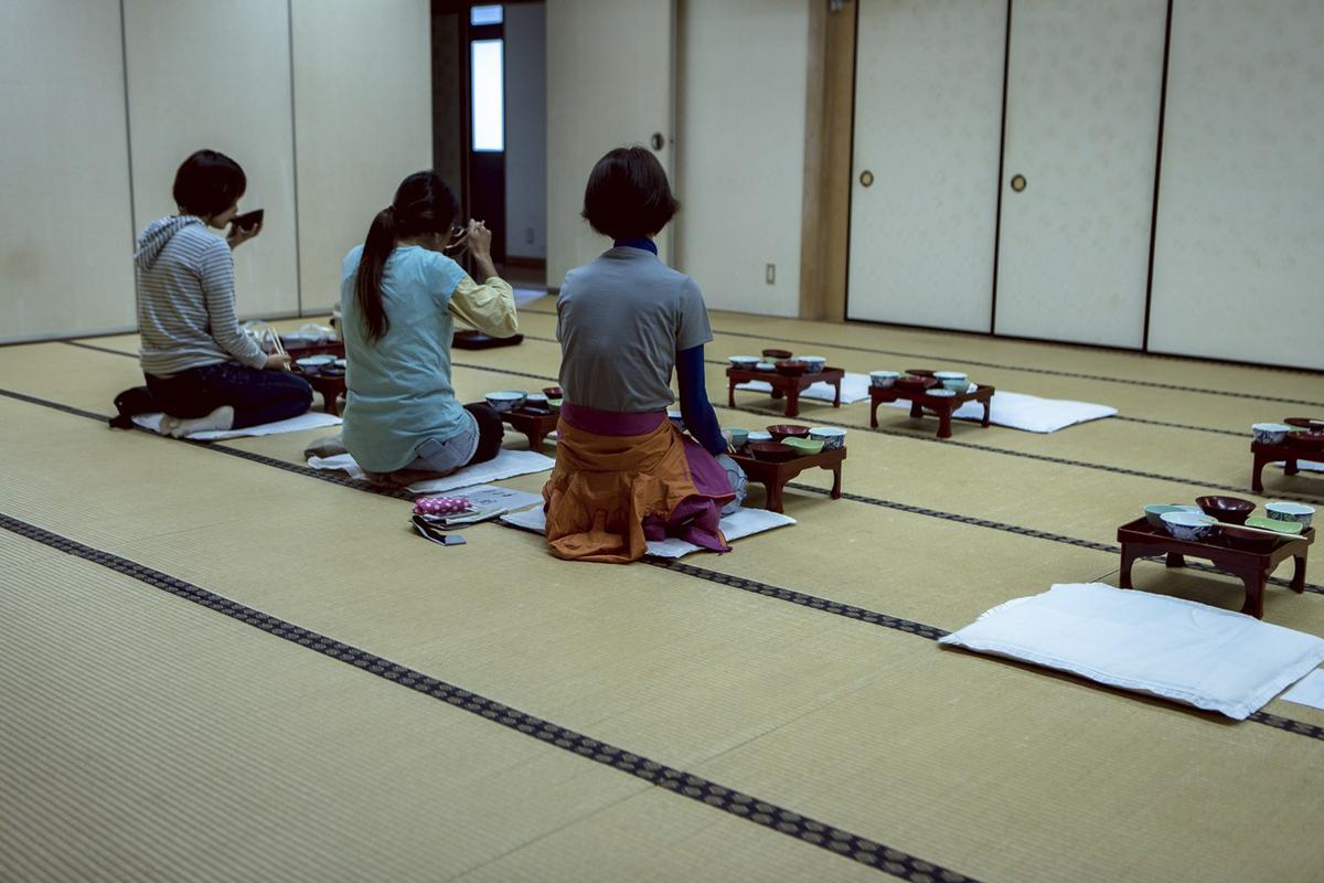 Comedor en el templo budista de Koyasan (Japón)