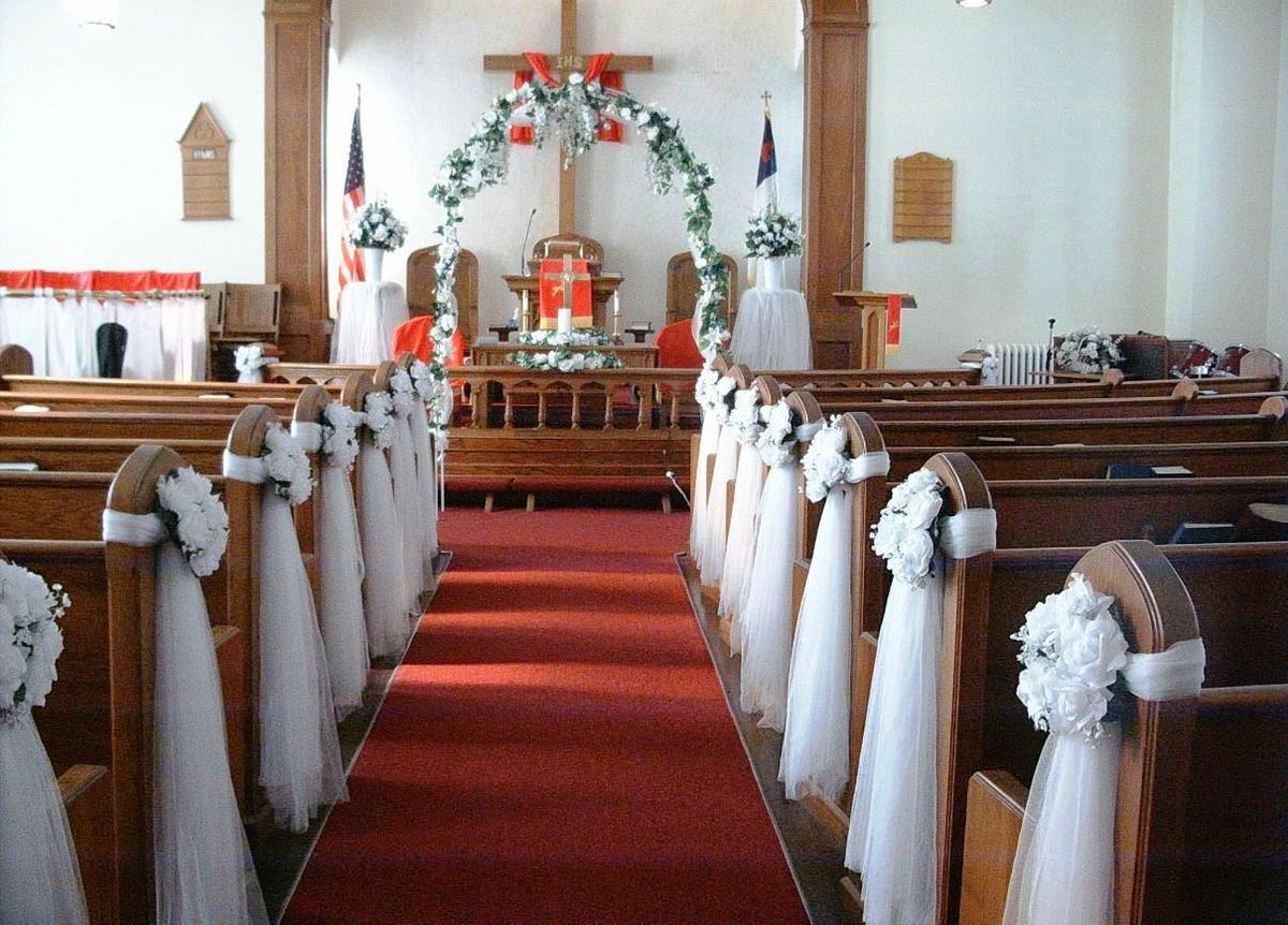 decorar la iglesia para una boda