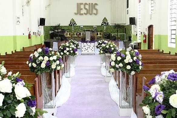 decorar la iglesia para una boda