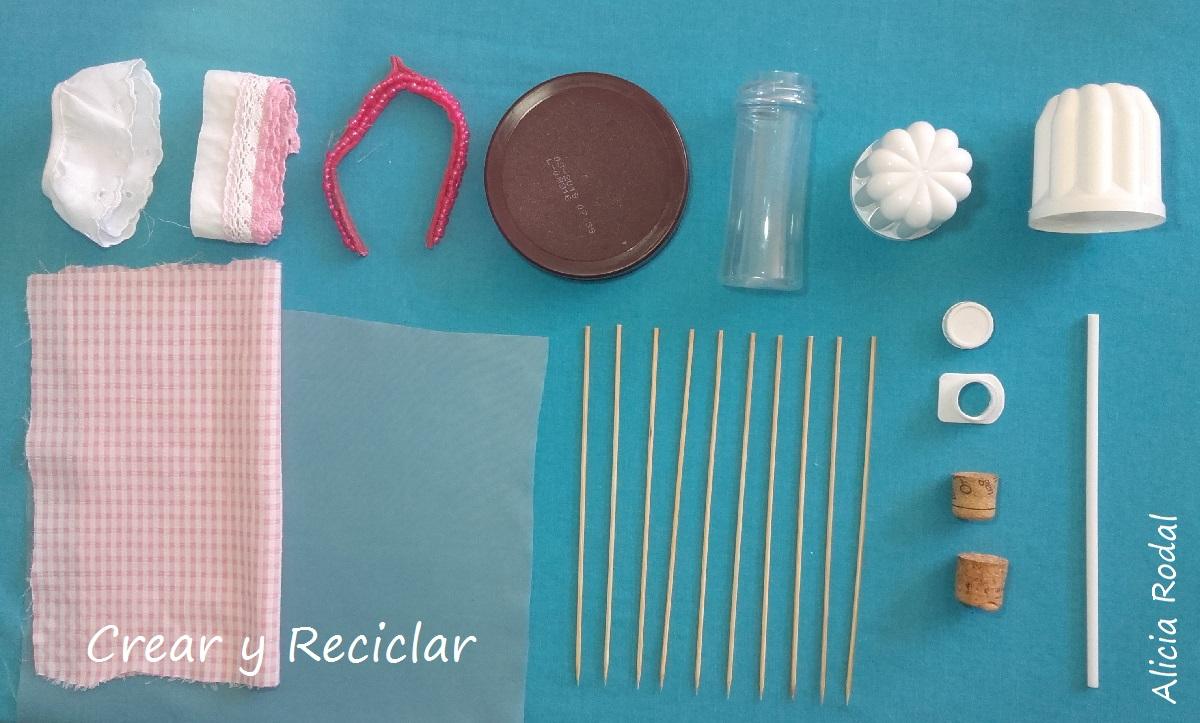 Mesa y sombrilla para la piscina de muñecas DIY