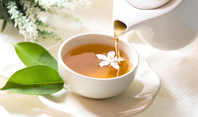 Cómo quitar las bolsas de los ojos con remedios caseros - Trucos de belleza caseros